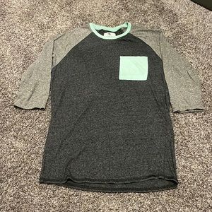 Mens 3/4 sleeve shirt